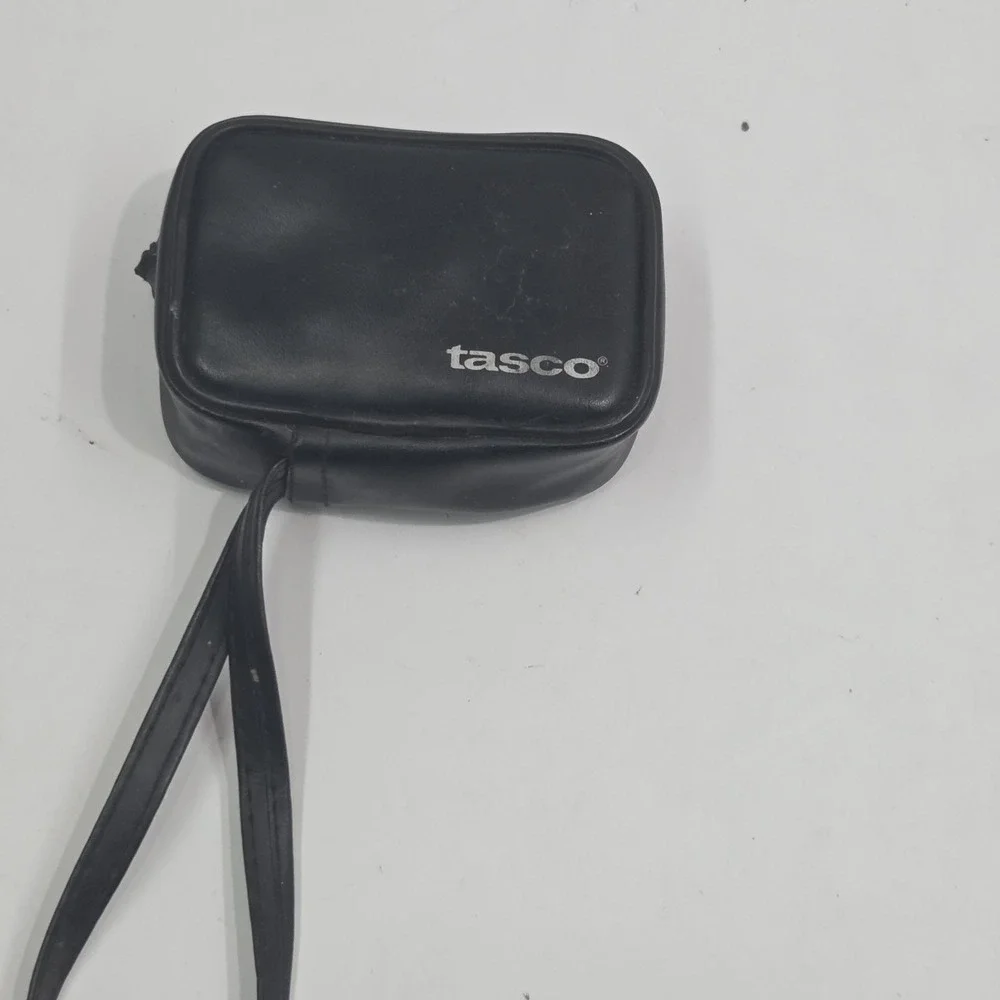 Tasco 165RB Compact Binoculars 8x21 Black Folding Pocket Size w/ Case...